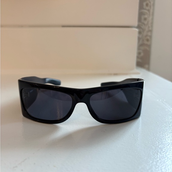 Missoni Accessories - Missoni Black Rectangular Shield Sunglasses